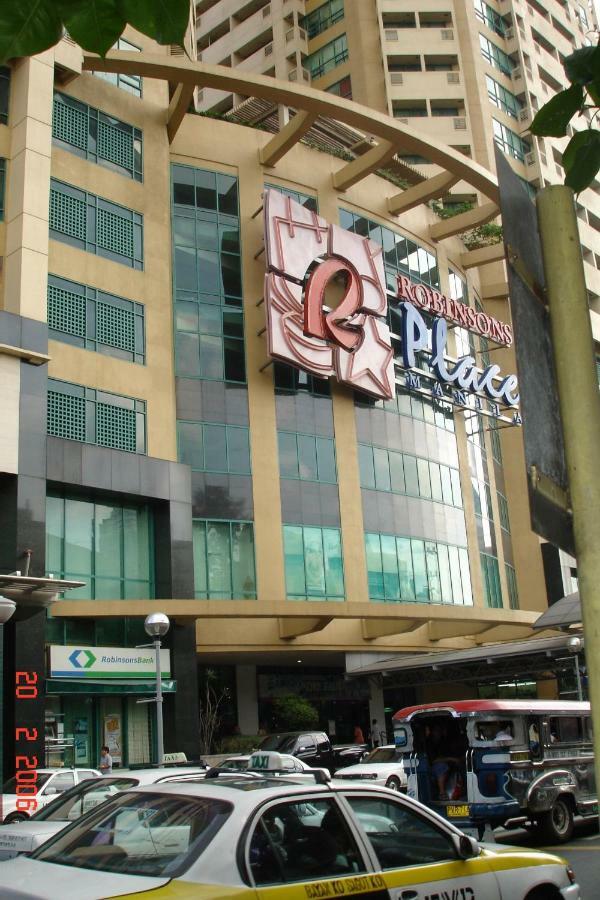 67 sqm. Condo Unit in Robinson Place Residences Manila Exterior foto
